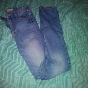 Abercrombie and Fitch size 00